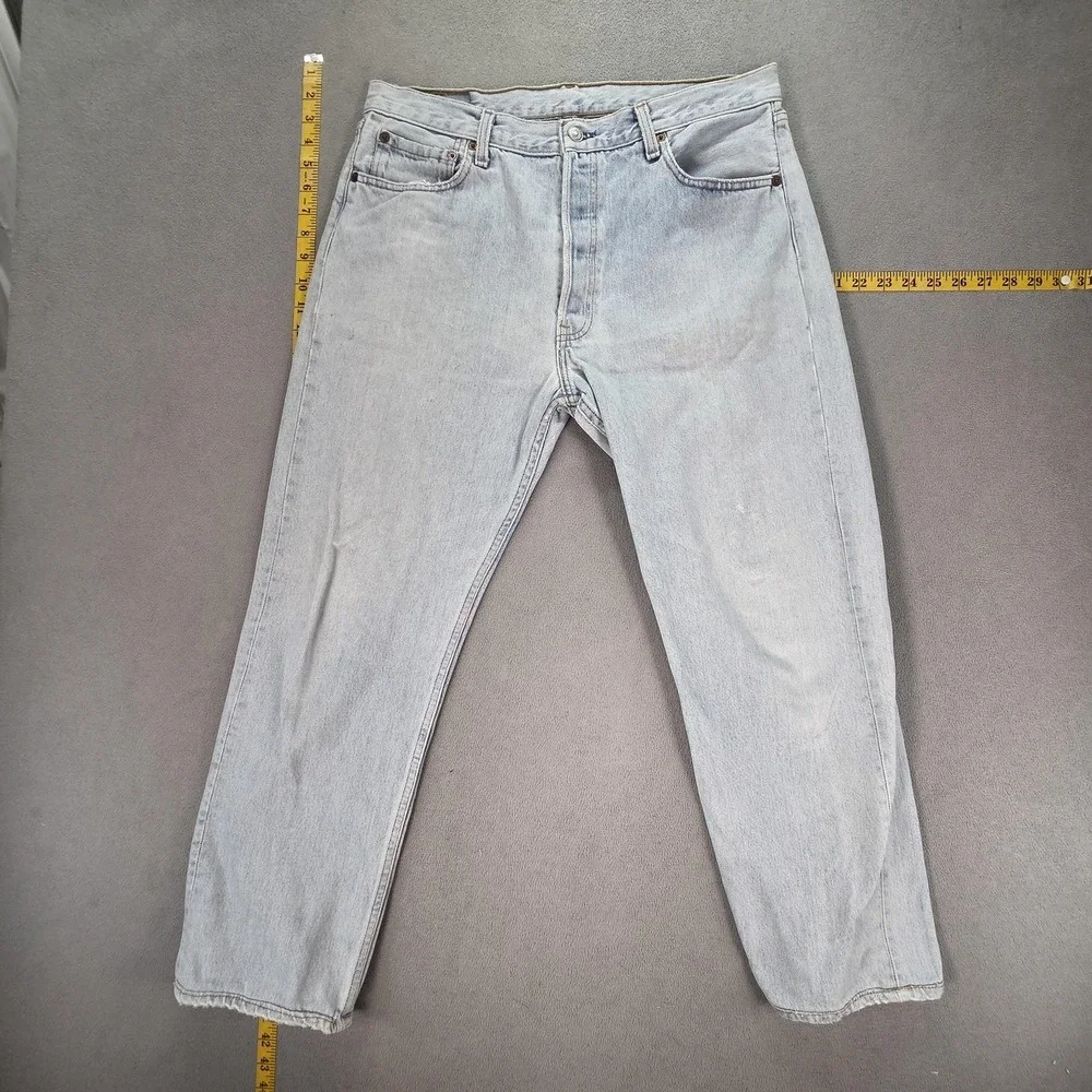 VTG‎ Levis 501 Jeans Mens Light Wash Blue Straight Button Altered USA Fits 32x28